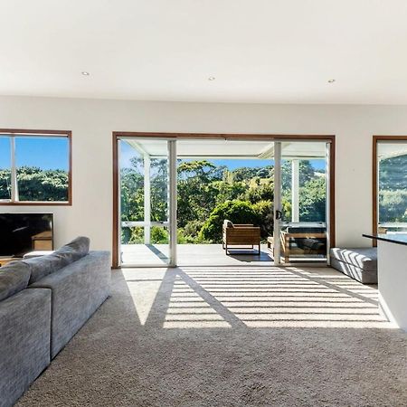 Karaka Sanctuary With Spa Pool By Waiheke Unlimited Oneroa Ruang foto