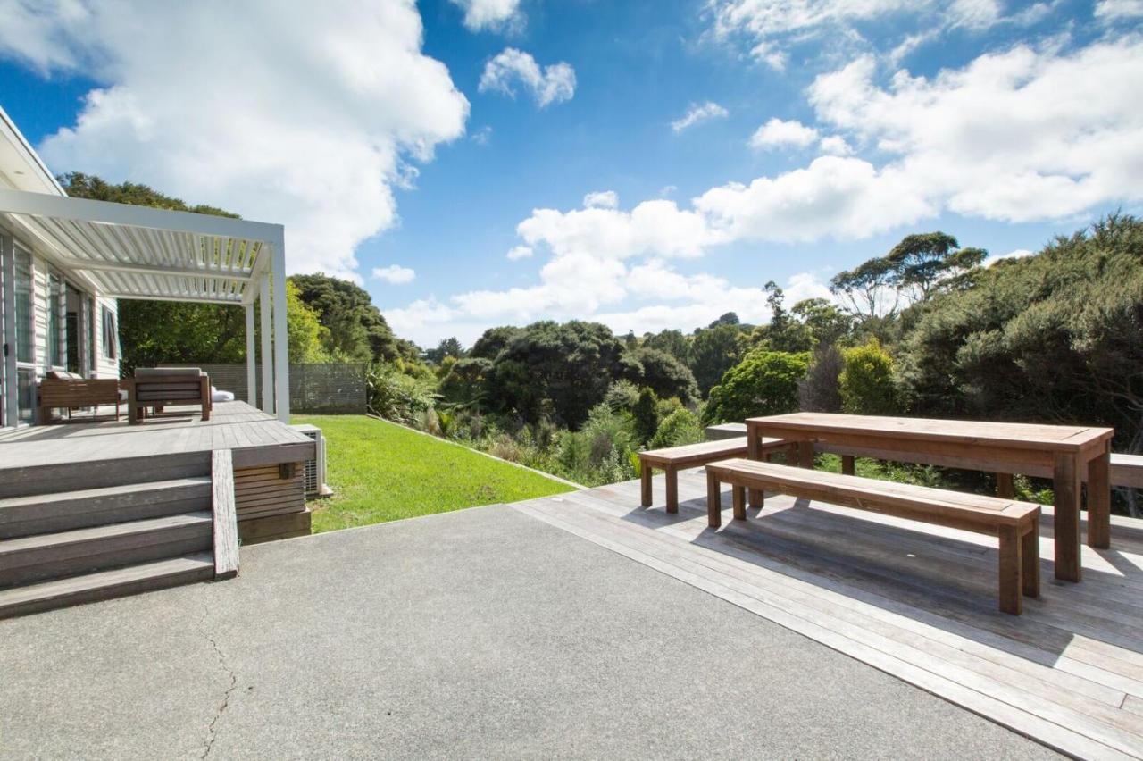 Karaka Sanctuary With Spa Pool By Waiheke Unlimited Oneroa Ruang foto